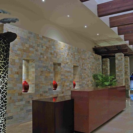 Wyndham San Jose Herradura İç mekan fotoğraf Interior of the hotel