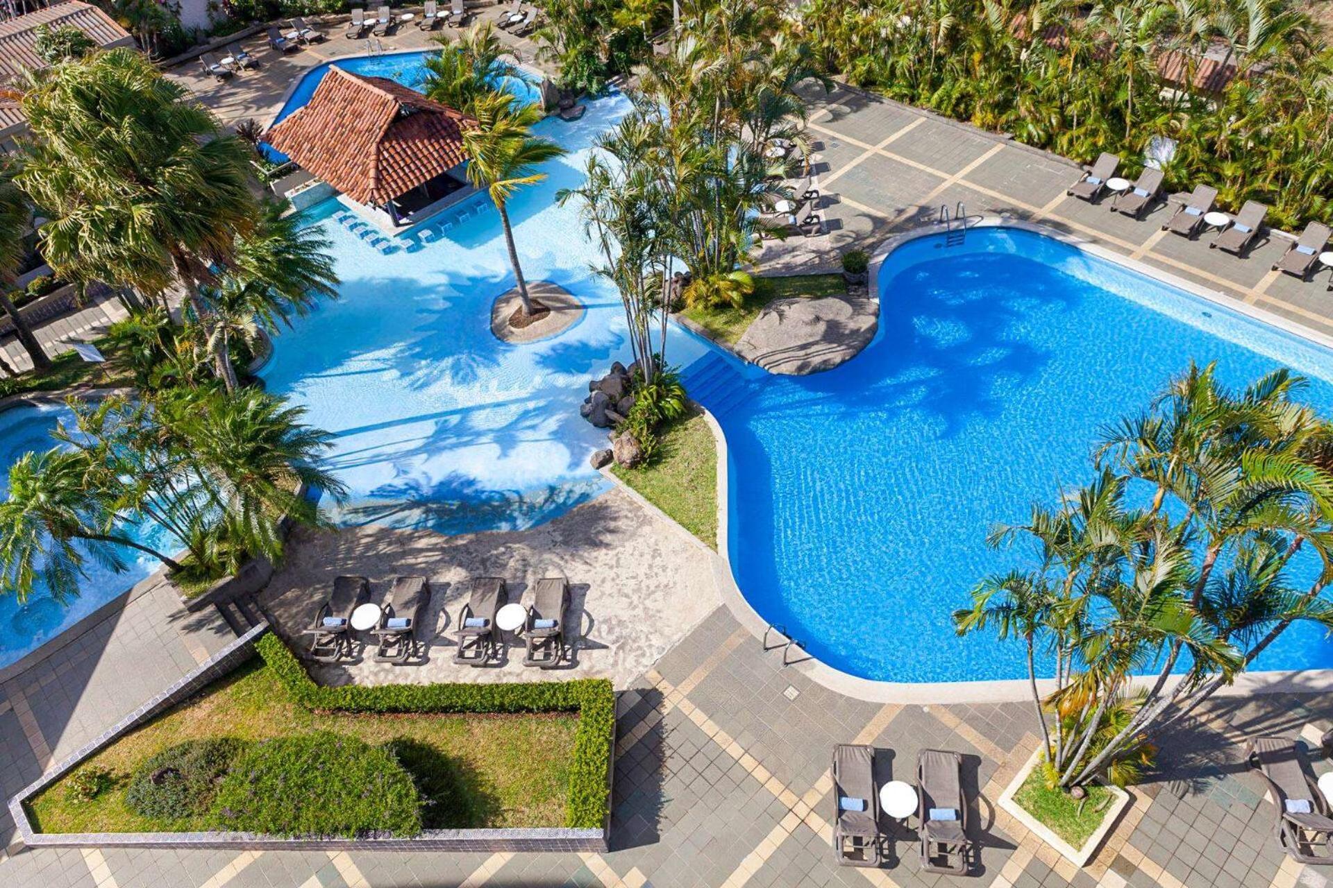 Wyndham San Jose Herradura Dış mekan fotoğraf The pool at the Sheraton Nha Trang Hotel & Spa Resort